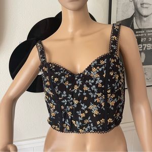 Corset type crop top